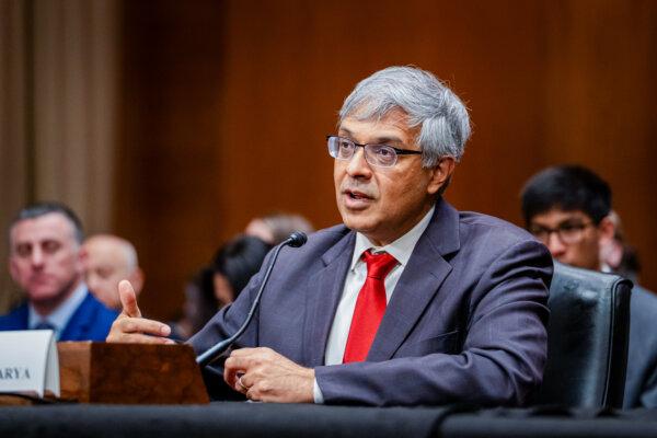 5 Takeaways From Bhattacharya’s Hearing for NIH Head