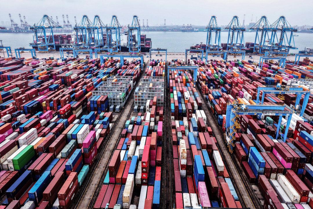 China Says Ready to Fight ‘Trade War or Any Other Type of War’ With US