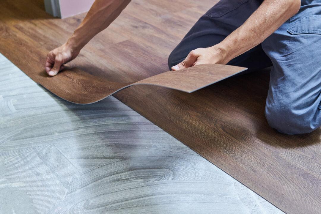 Vinyl Tile Floors Are Durable, Attractive