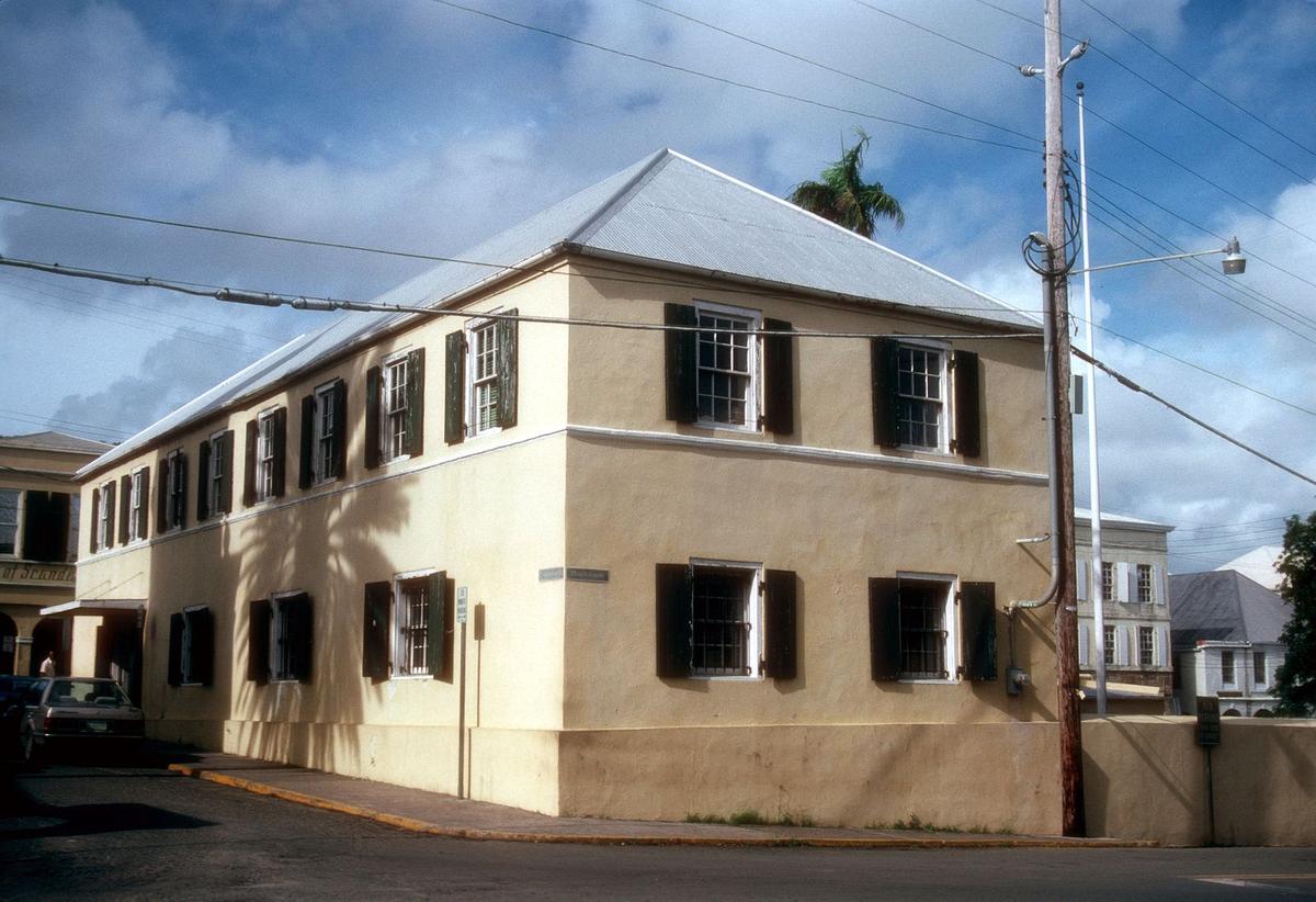 The warehouse of the Danish West India Company would have been a familiar sight for young Alexander Hamilton. (<a href="https://commons.wikimedia.org/wiki/User:KLOTZ">KLOTZ</a>/<a href="https://creativecommons.org/licenses/by-sa/3.0/deed.en">CC BY-SA 3.0</a>)
