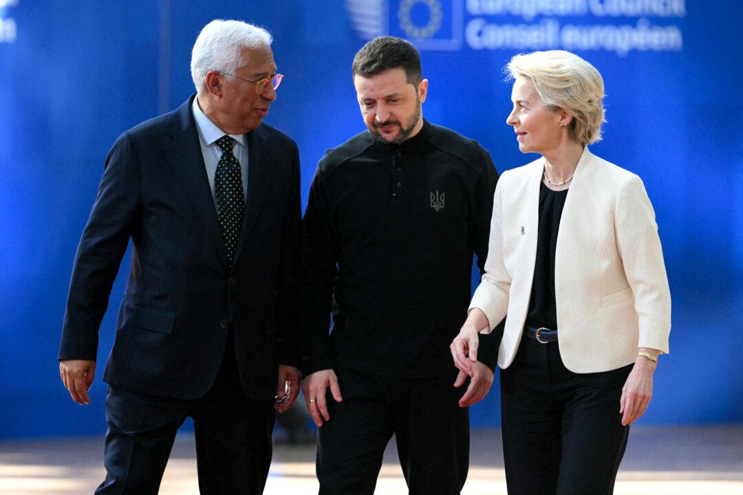 EU Leaders Agree to Defense Surge, Support Ukraine After US Halts Military Aid