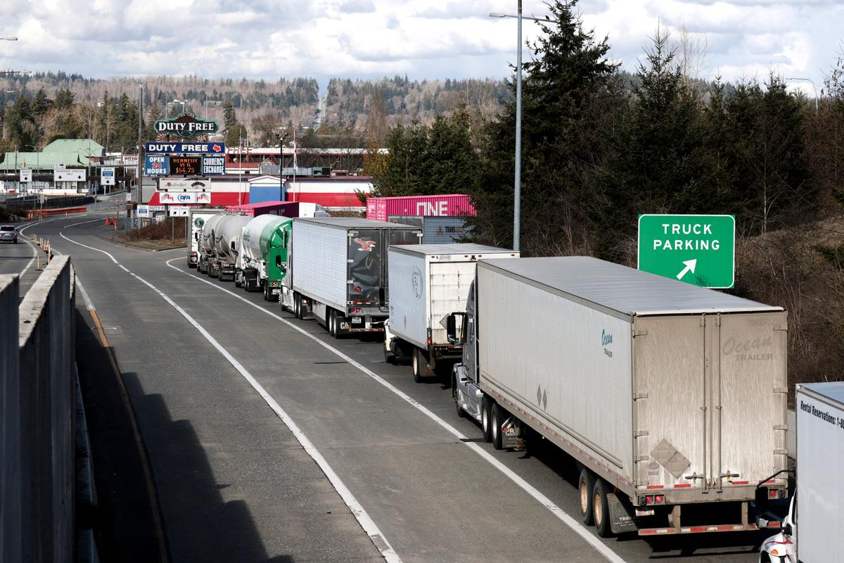 Trump Delays Tariffs on Some Goods From Canada, Mexico