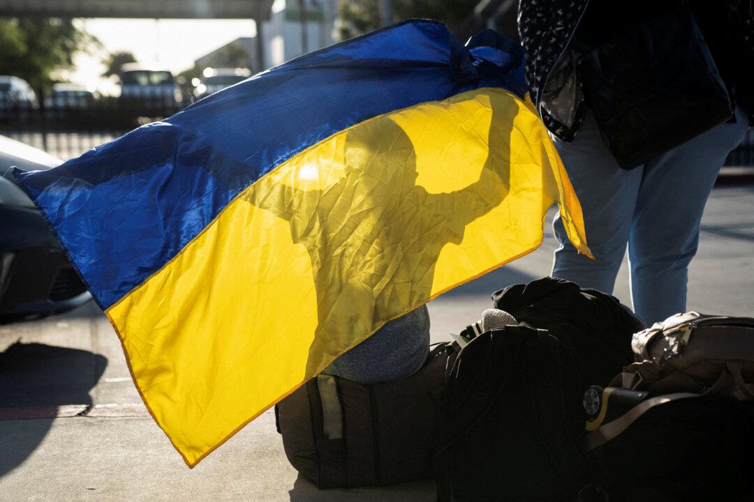 Trump Says He’s Considering Revoking Protected Status for Ukrainians in the US