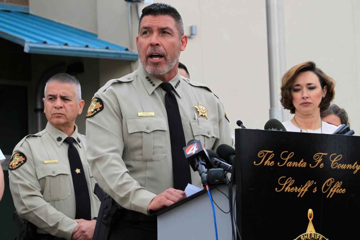 Investigation Remains Open After Hackman, Wife’s Causes of Death Announced