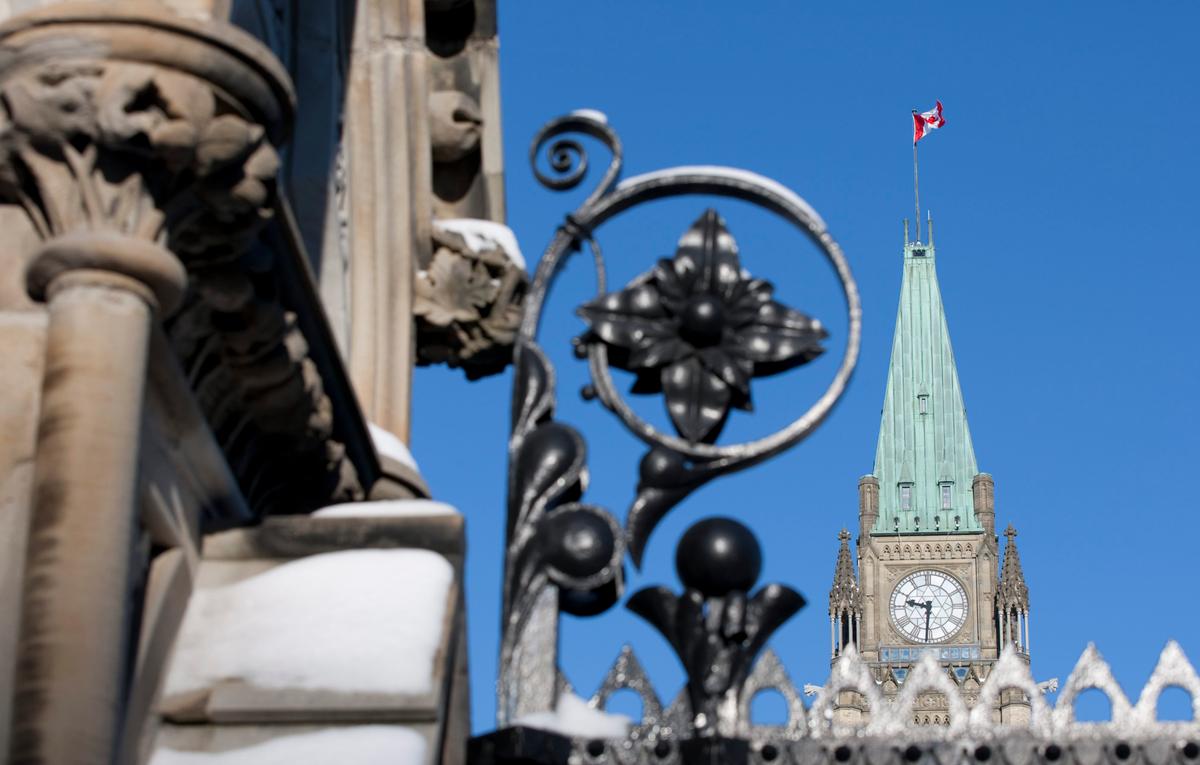 Clocks Across Canada to Spring Forward as Country Recognizes Daylight Time