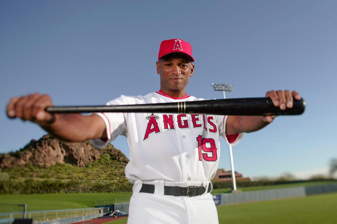 Curtis Pride’s Journey to the Major Leagues as a Deaf Player Began With a Tee-Ball Standoff