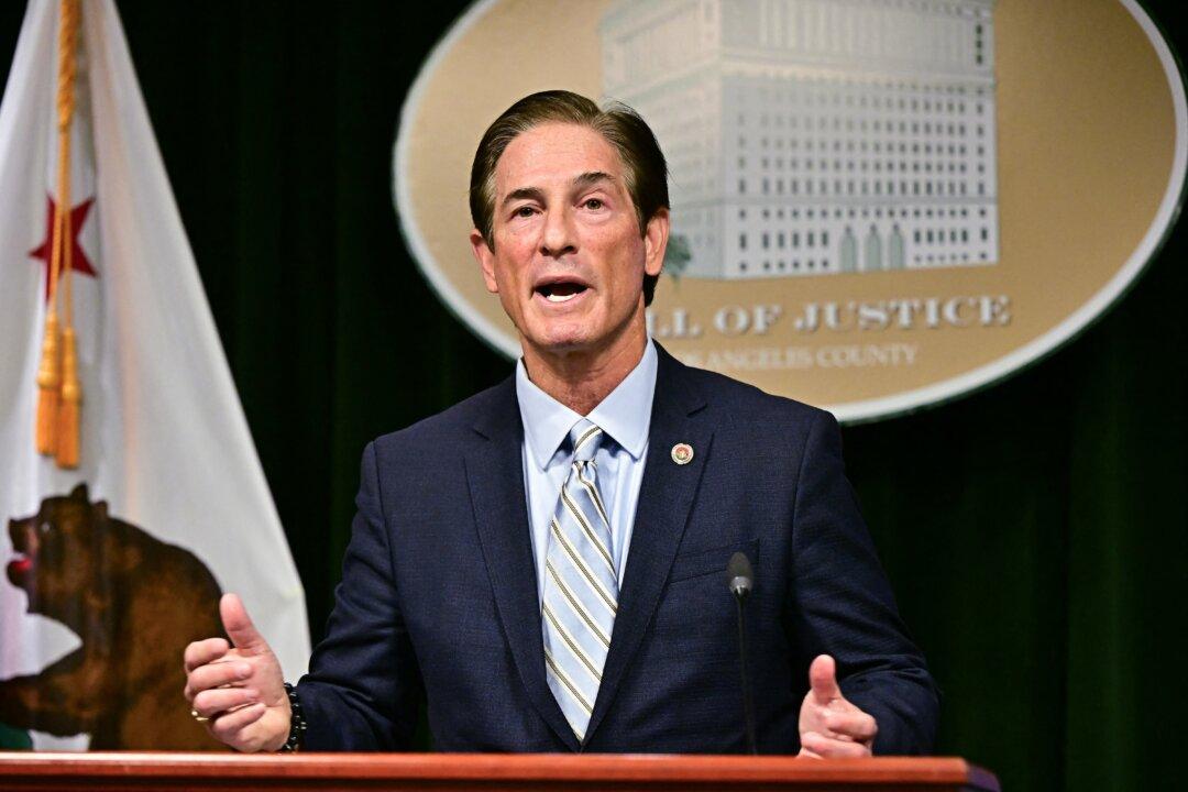 LA District Attorney Says 30 People Charged in Connection With ICE Raid Protests