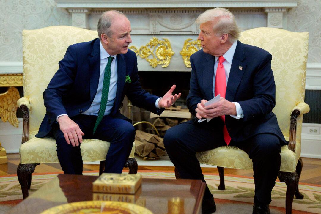 Trump Discusses EU Tariffs, Gaza With Irish Prime Minister Micheal Martin at White House