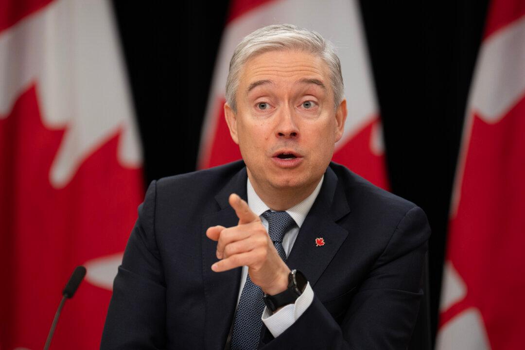 Canadian Officials Say Meeting With US Commerce Secretary Was Constructive