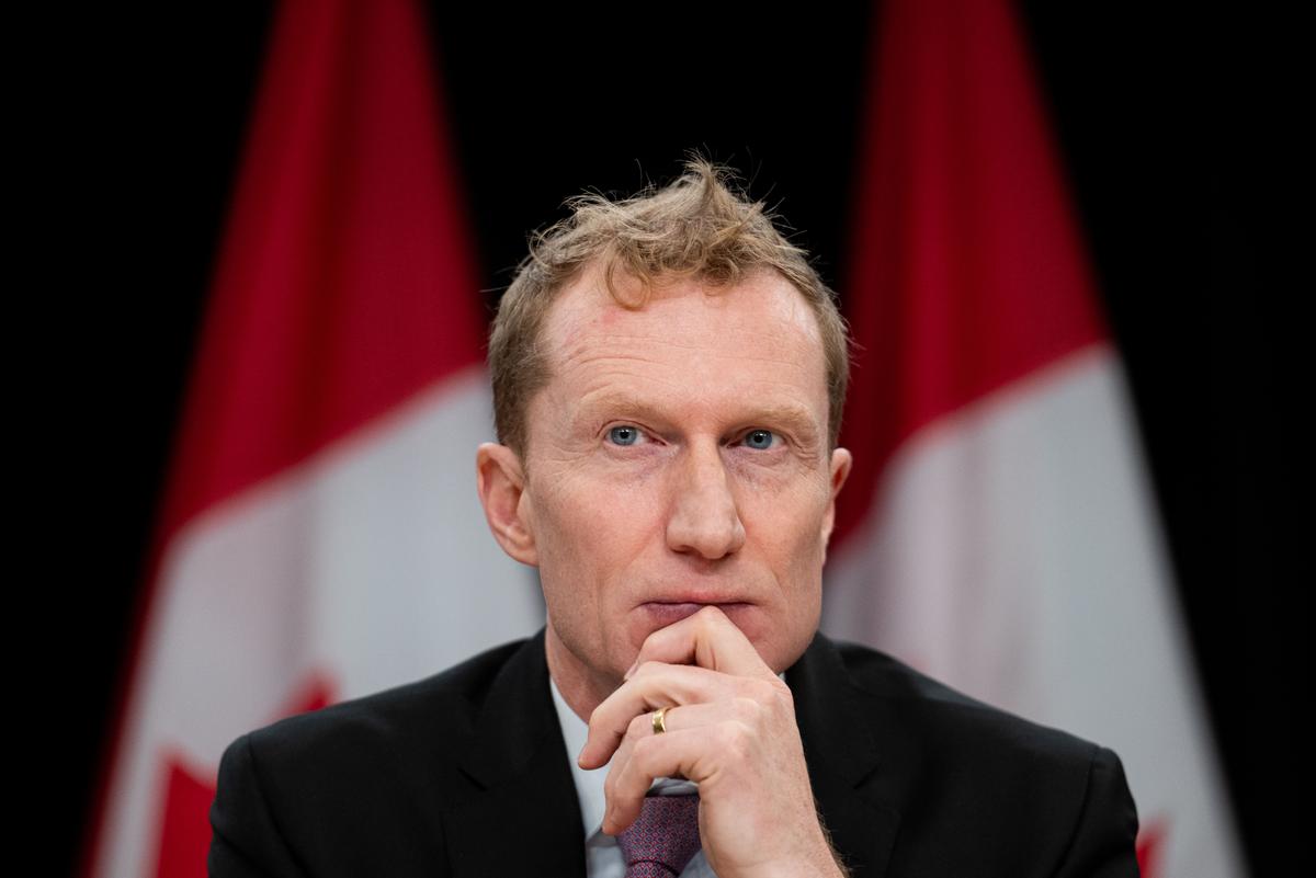 ‘Lost Canadians’ Can Receive Citizenship Through Interim Rules as Legislation Delayed
