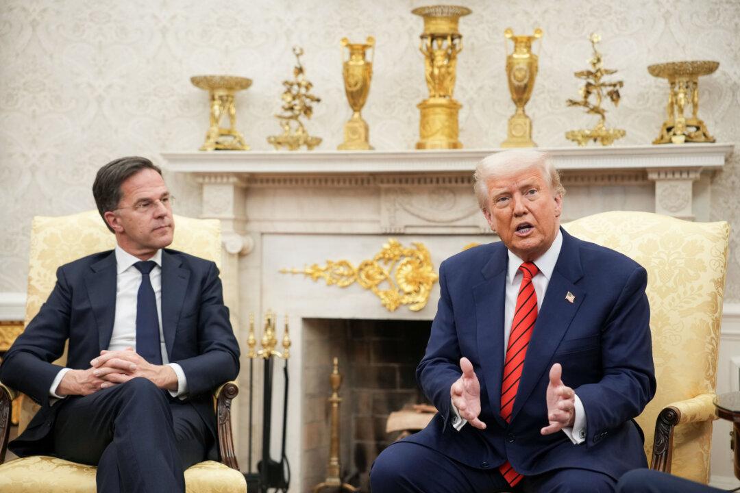 Trump Expresses Confidence That US Will Acquire Greenland During Meeting With NATO Chief