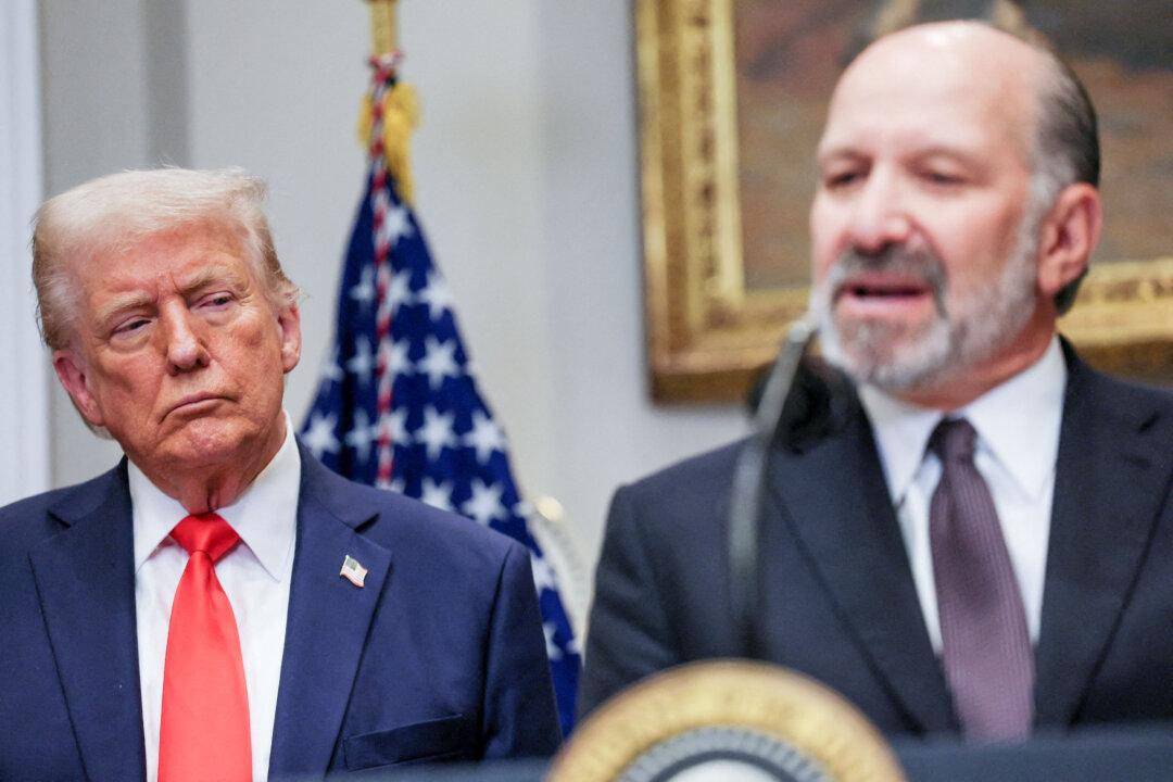 Trump Wants to Eliminate Taxes for Those Earning Under $150,000, Commerce Secretary Says