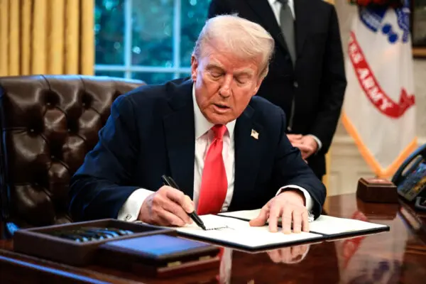 LIVE NOW: President Trump Signs Executive Order to Support Children’s Foster Care