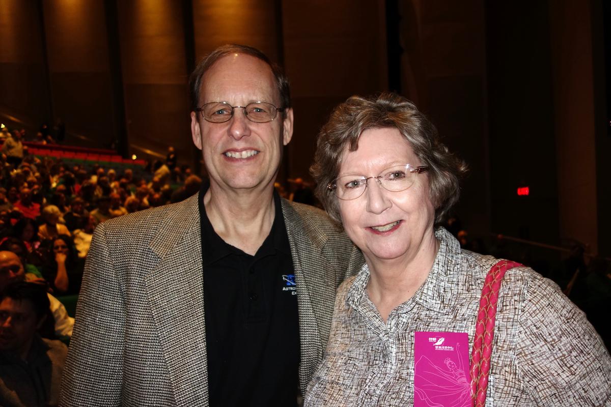 Shen Yun Received Warmly by World-Savvy Theatergoers, Veteran in Iowa
