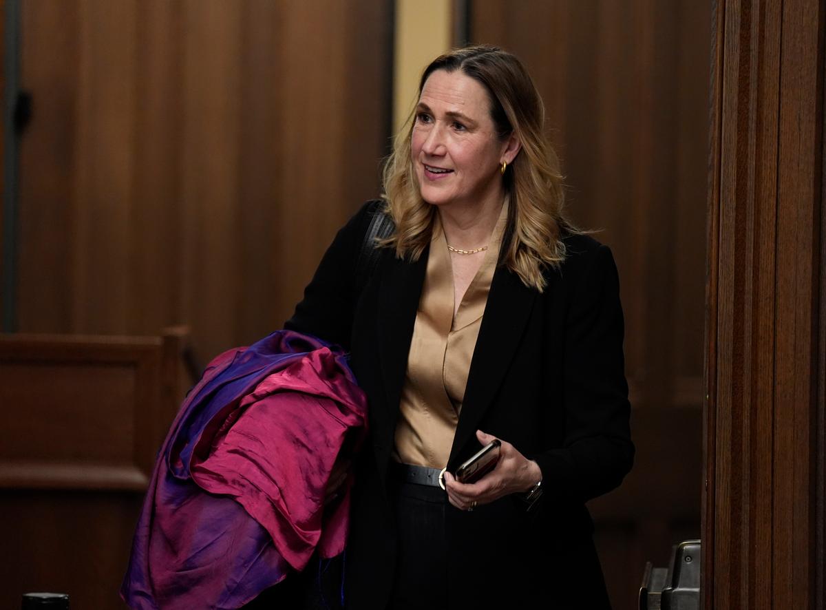 Carney Wants Call With Trump, PM ‘Respects’ President’s Economic Goals: Ambassador