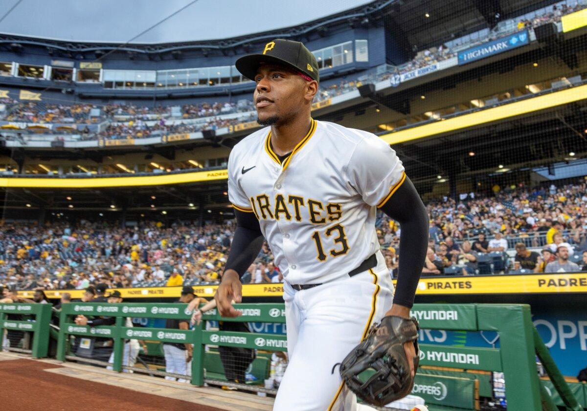 Ke'Bryan Hayes (13) of the Pittsburgh Pirates takes the field against the San Diego Padres at PNC Park in Pittsburgh, Pa., on Aug. 6, 2024. (Justin K. Aller/Getty Images)