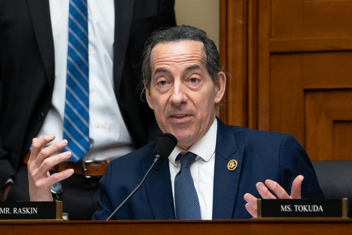 2 House Democrats Seek Records on DOGE’s Activities