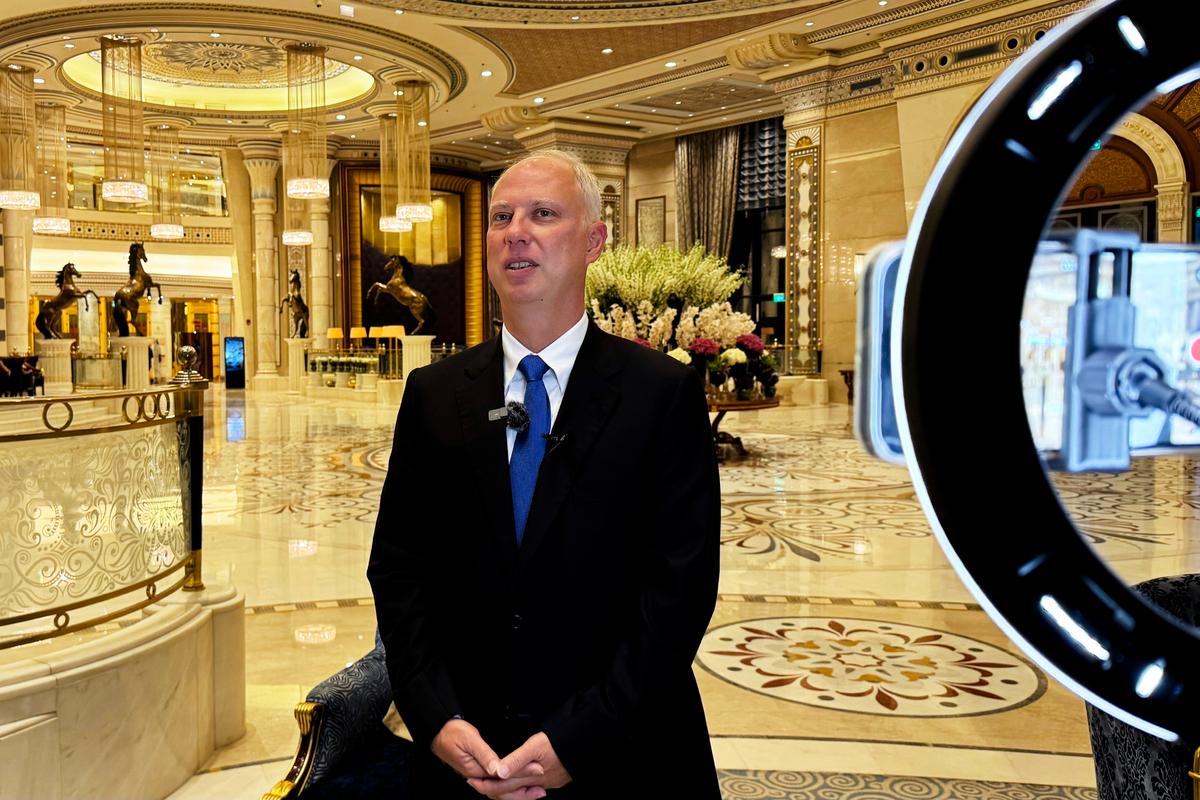 Moscow Makes Overtures to American Business Ahead of Trump Call