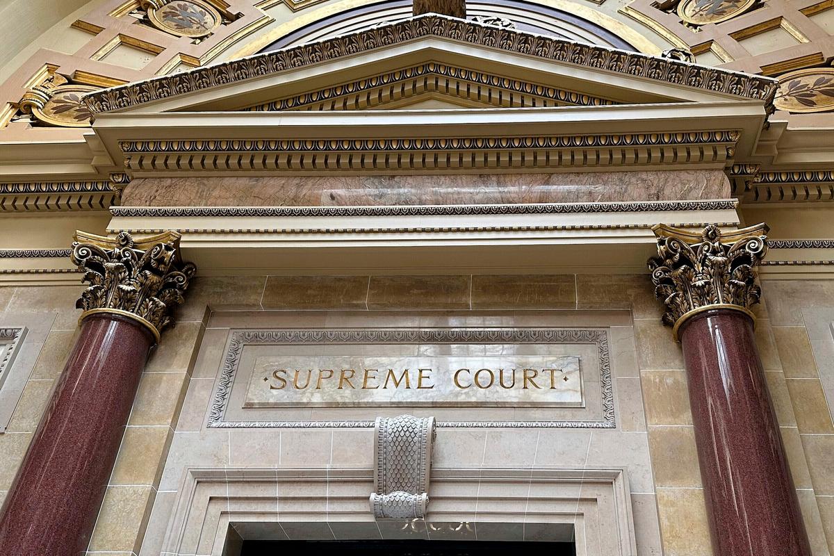 Wisconsin Supreme Court Votes 4–3 to Invalidate State Abortion Law