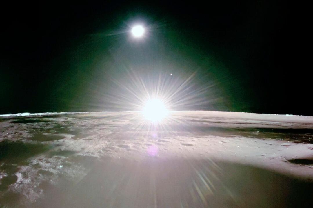 Blue Ghost Lander Captures Stunning Sunset Shots on the Moon Before Falling Silent