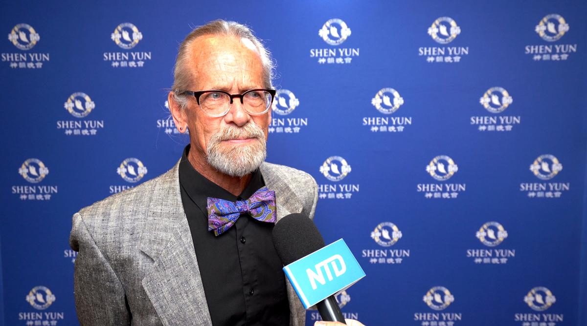 ‘It’s Heart-Touching,’ Theatergoer Moved by Shen Yun in Des Moines thumbnail