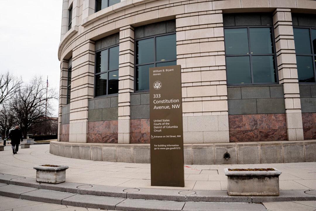 Federal Judiciary Requests Funding Increase Amid Threats