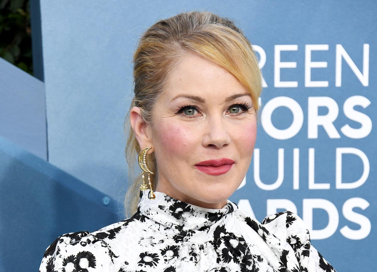 MS Symptoms Sent Actress Christina Applegate to Hospital 30 Times