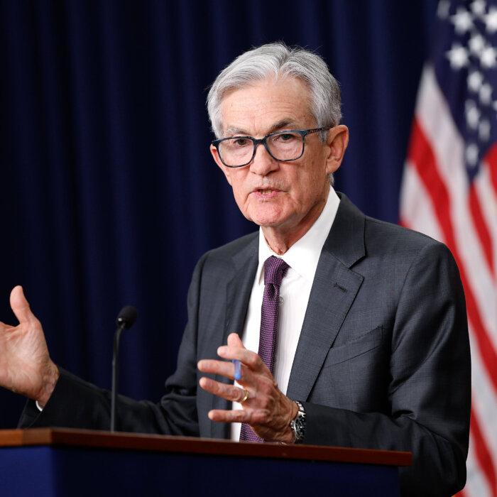 Federal Reserve Chair Jerome Powell Speaks on Economic Outlook