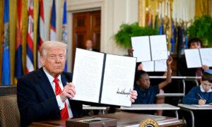 Trump Signs Order to Dismantle Department of Education