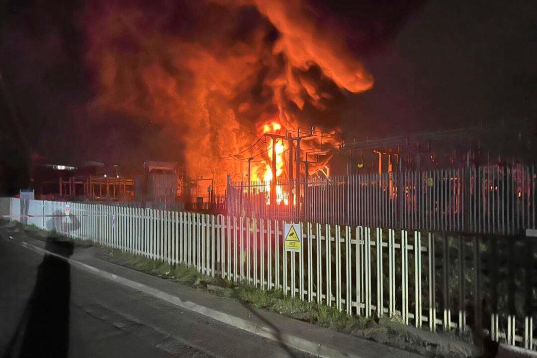 Global Travel Disruption After Power Outage Shuts London’s Heathrow Airport