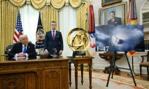 Trump Denies Sharing China War Plan With Musk