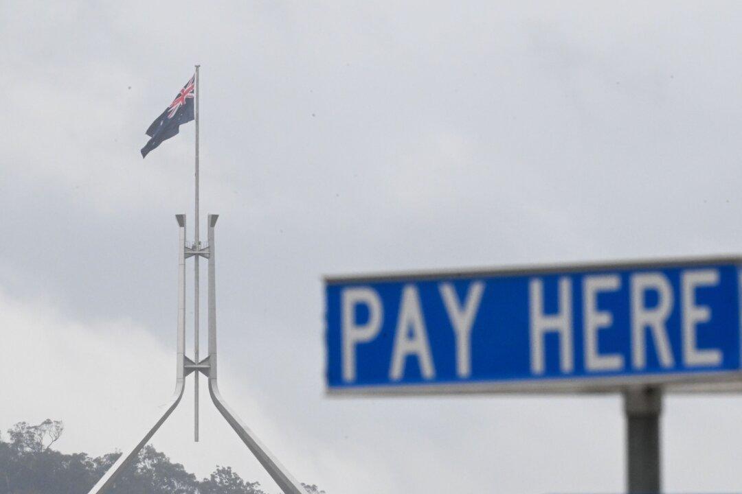 Labor’s Tax Cuts Pass Lower House, Now Set for Senate Debate