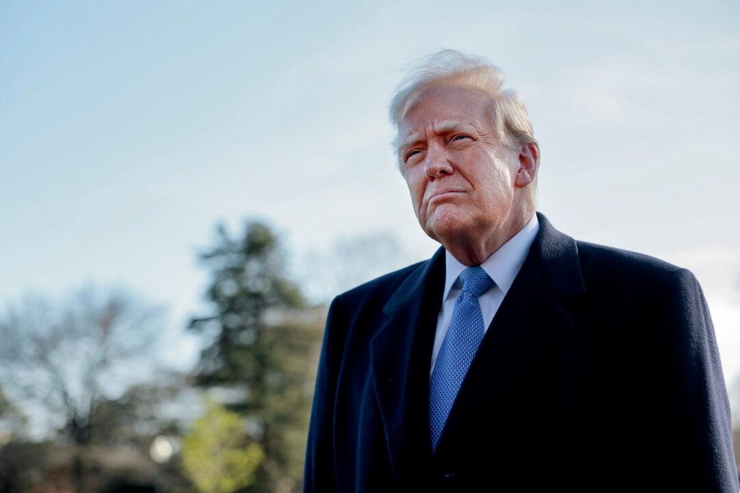 Trump Directs Top Officials to Take Action Against Lawyers Violating Rules