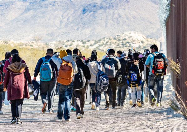 Secretary of Labor Warns States Could Lose Federal Funding If Illegal Immigrants Get Unemployment Benefits