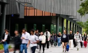 Chinese Academics Leaving Australia in Droves Amid Scrutiny of IP Theft: Professor
