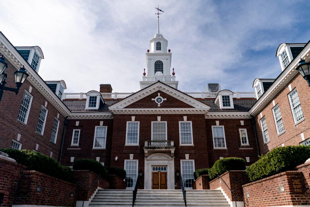 Delaware Governor Signs Bill to Prevent Corporate Exodus