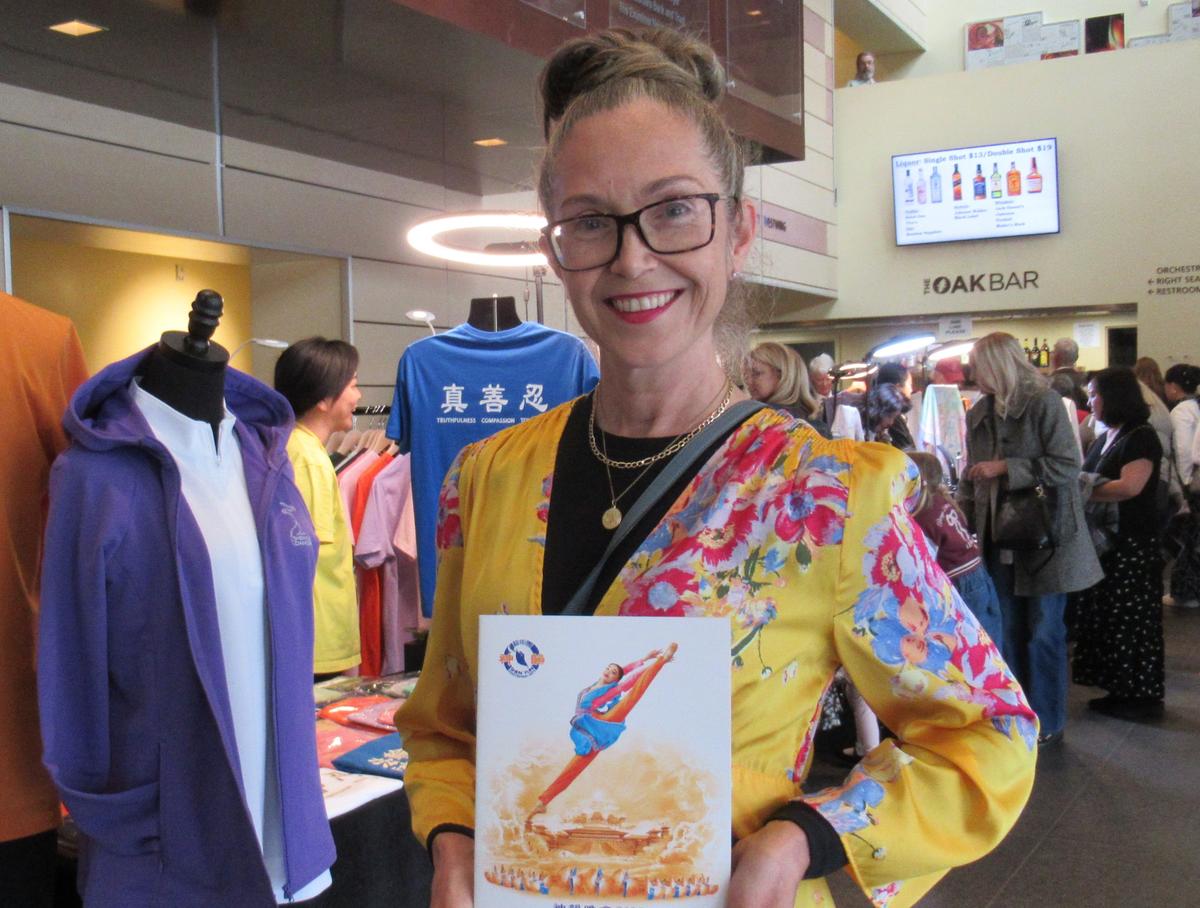 Shen Yun Inspires Theatergoer in Her Love of Dance