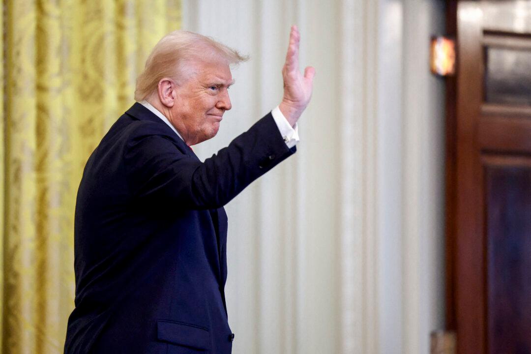 DOJ Backs Trump Bid to Move Falsified Business Records Case to Federal Court