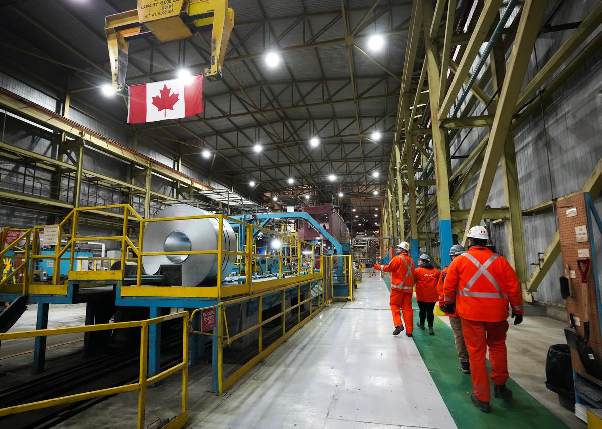 Canada’s Economy Got Hot in January, but StatCan Points to February Chill