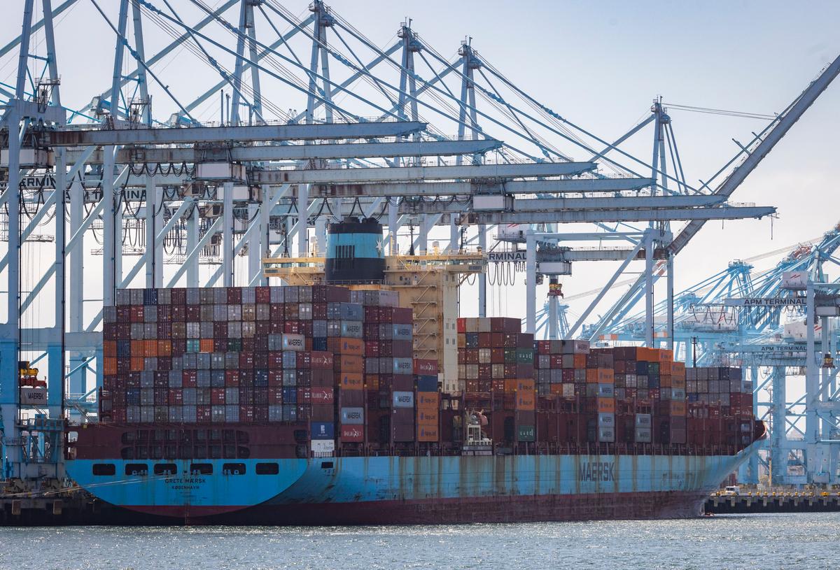 Port of Los Angeles Sees Drop in Cargo Ship Arrivals