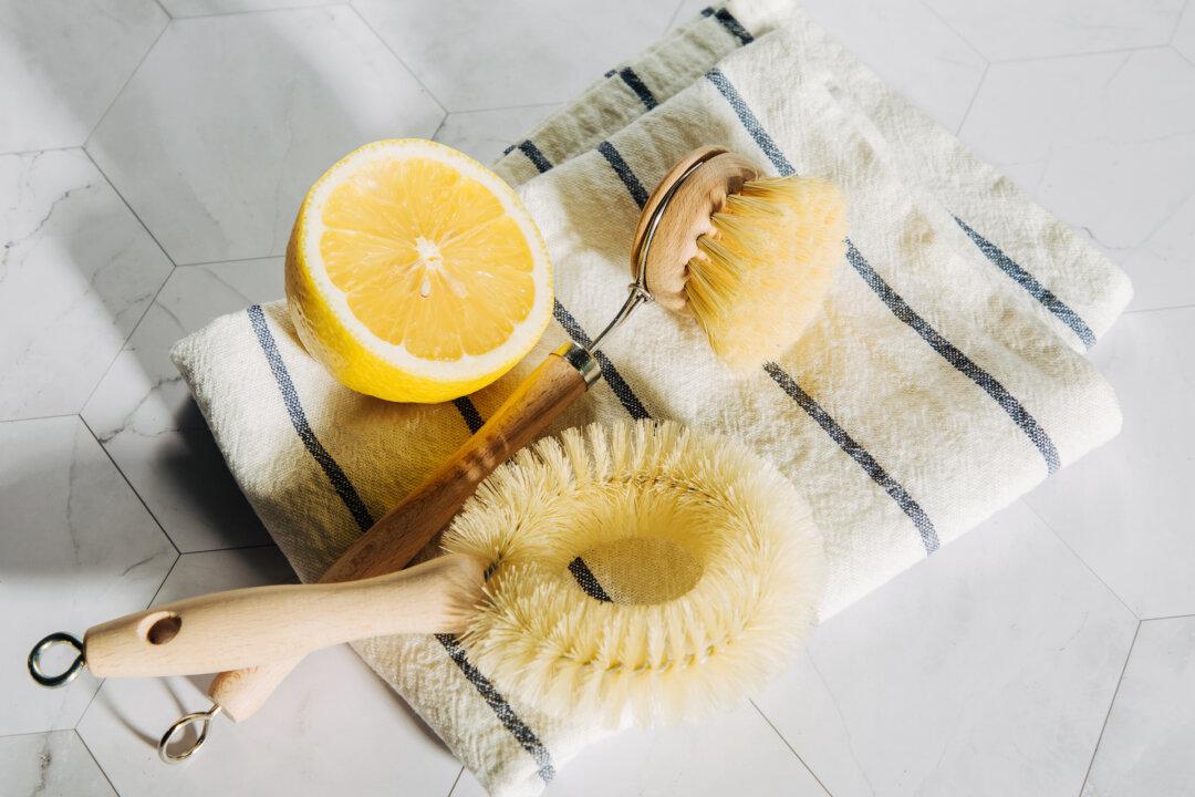 Housecleaning Hacks From the Pros: Clever, Genius, and Just Plain Brilliant
