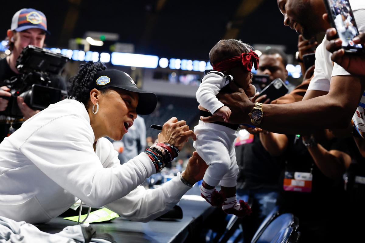 Defending Champion South Carolina Returns to Final Four, Beating Duke 54–50 in March Madness