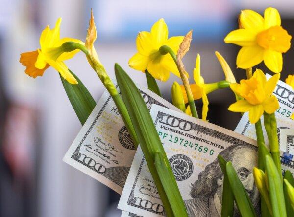 How to Spring Clean Your Finances in 2025