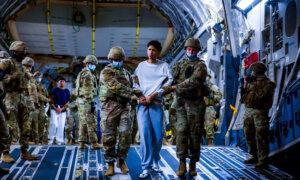 US Deports 17 Terrorist Gang Members to El Salvador, Rubio Says