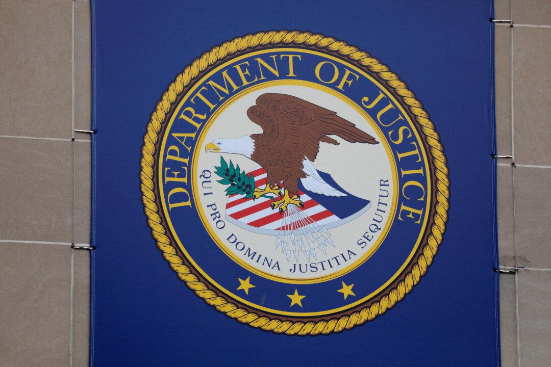 8 Chinese Charged in Fraud Ring Targeting Elderly