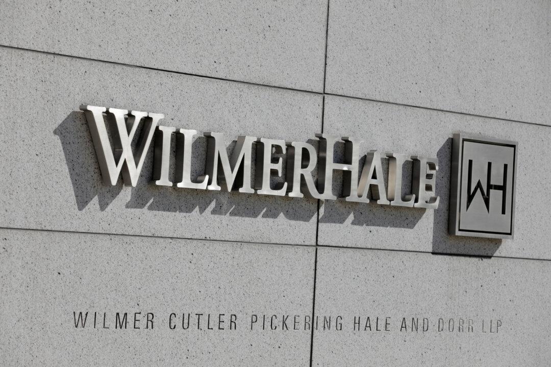 Trump Revokes Security Clearances for Law Firm That Hired Robert Mueller