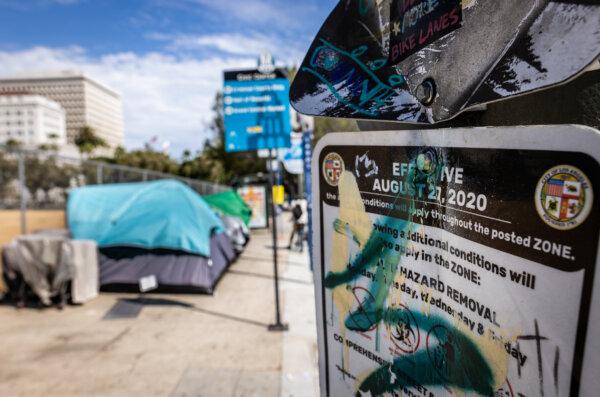 Sheriff’s Department Removes Squatters Who Took Over Parking Lot With Stored RVs