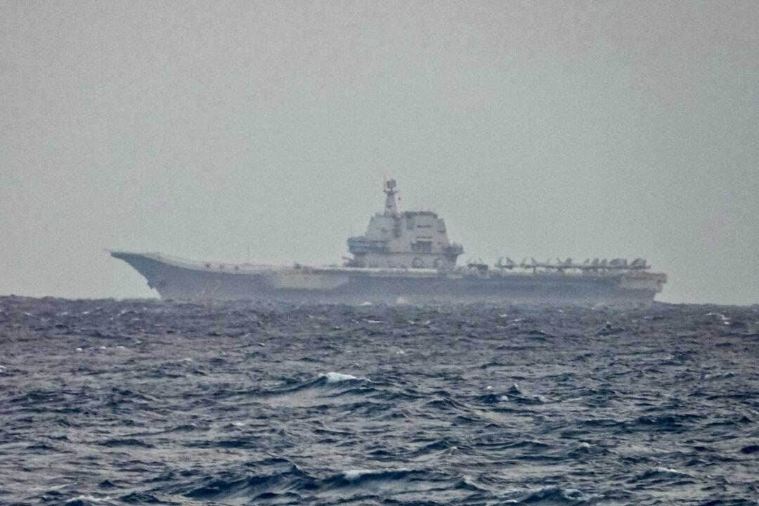 Beijing Carries Out Military Drills Near Taiwan and Warns Against Independence