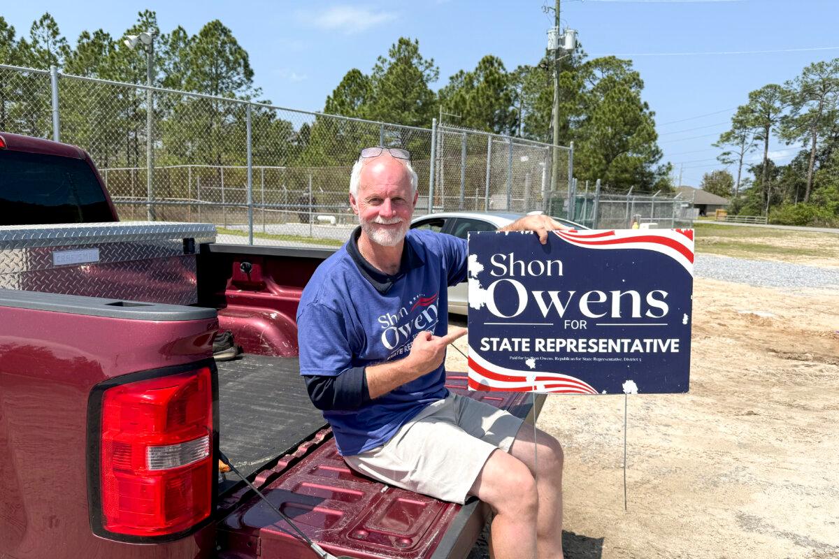 Carlton Henderson sits outside a polling station in Navarre, Fla., on April 1, 2025. (T.J. Muscaro/The Epoch Times)