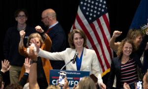 Crawford Defeats Musk-Backed Rival to Preserve Liberal Majority on Wisconsin Supreme Court